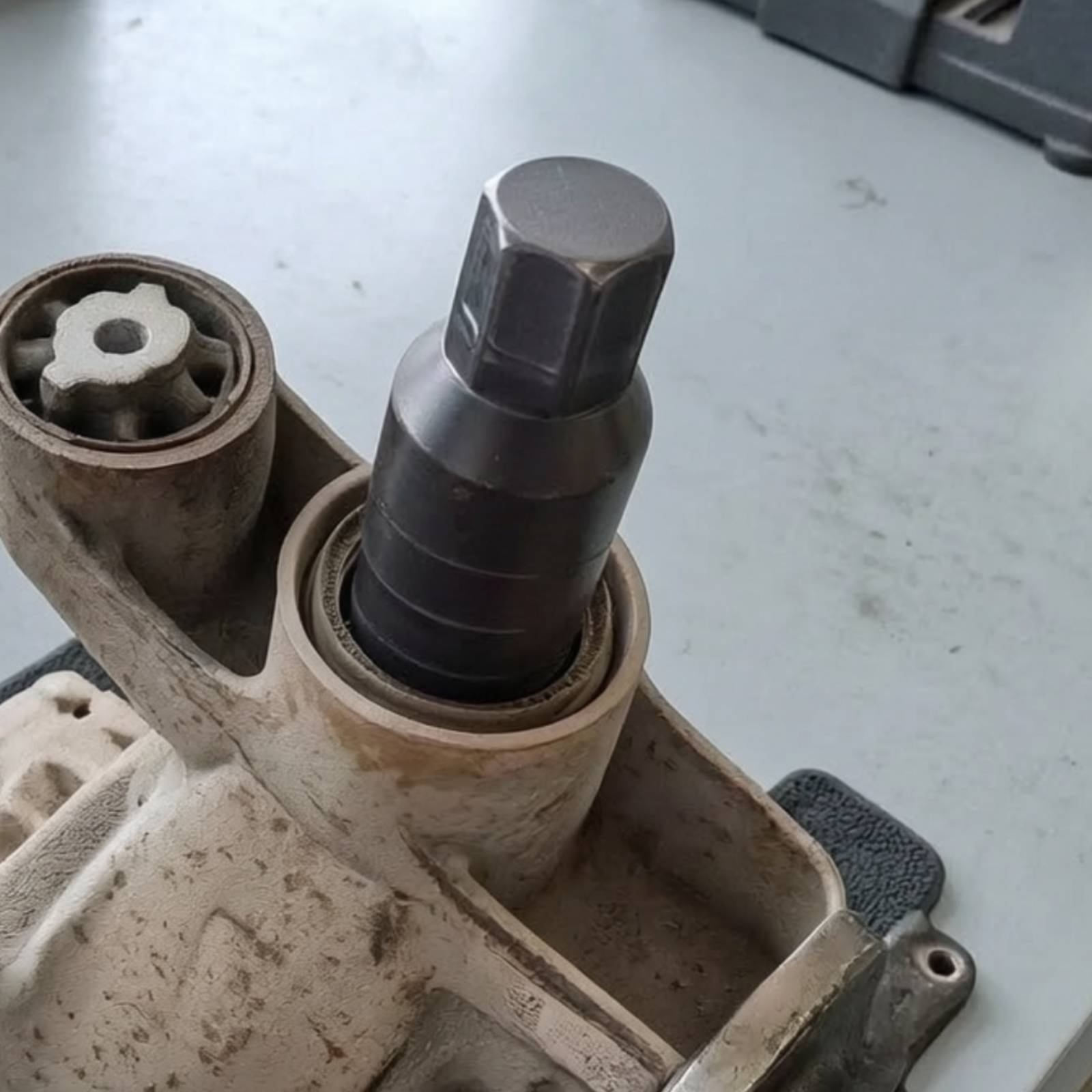 Soquete com Abas Preto Fosco,  - Auto Repair Shop avaliação e preço